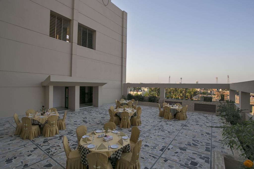 Nirvana Inn Sylhet Exteriör bild