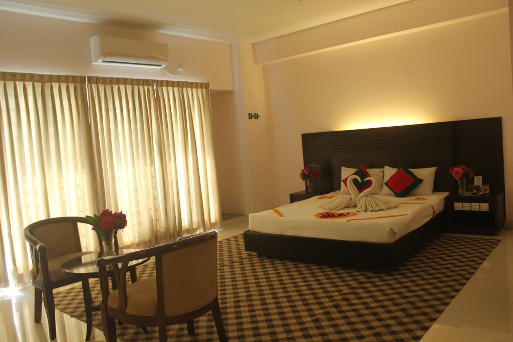 Nirvana Inn Sylhet Exteriör bild