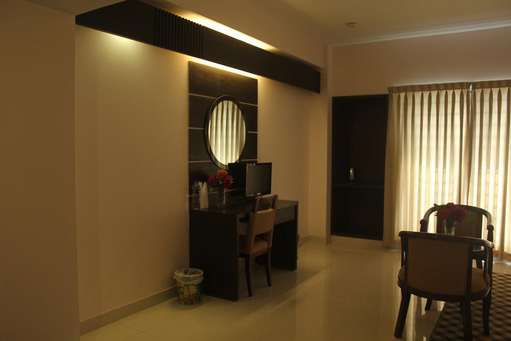 Nirvana Inn Sylhet Exteriör bild