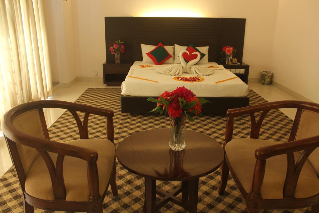 Nirvana Inn Sylhet Exteriör bild