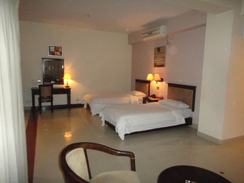 Nirvana Inn Sylhet Exteriör bild